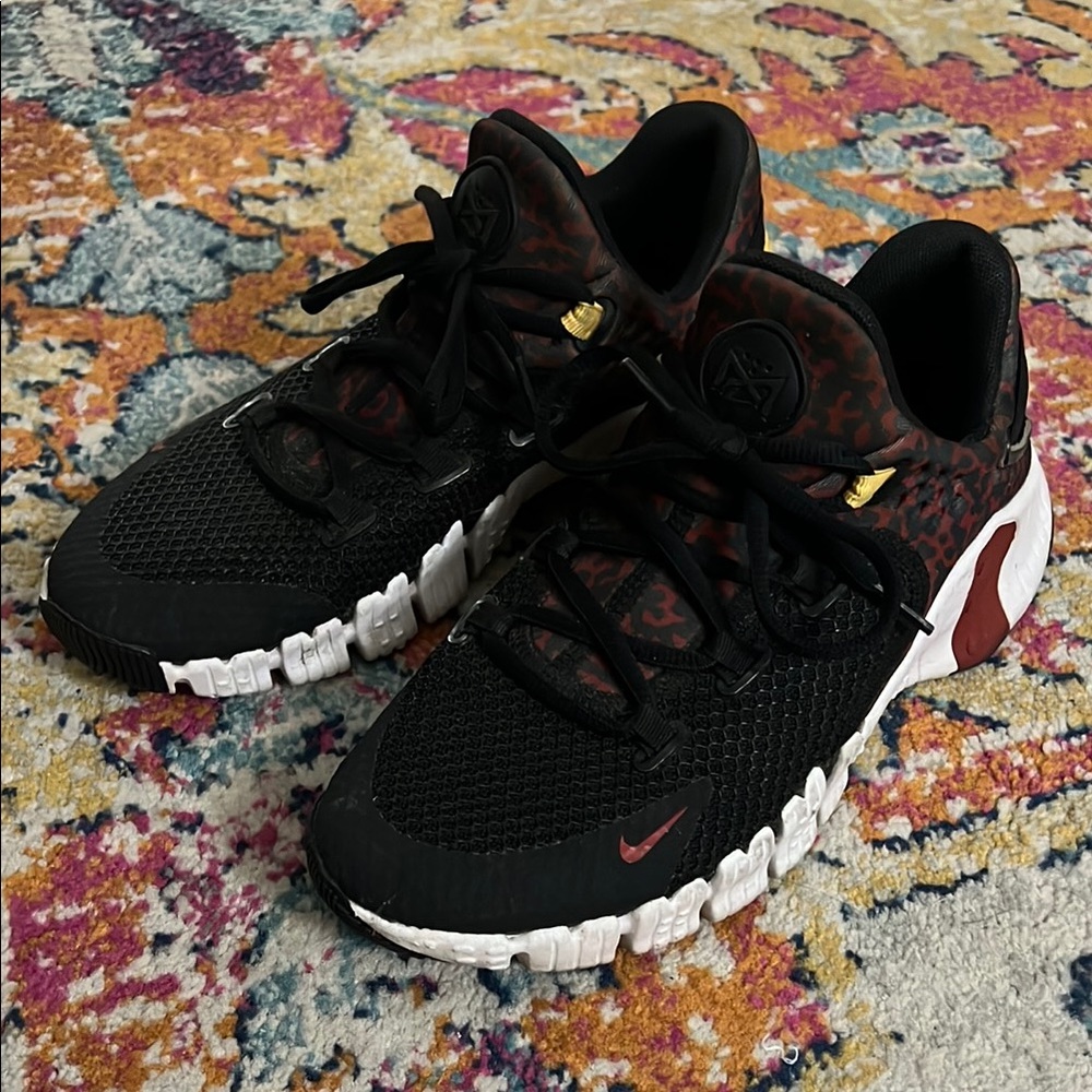 Nike MetCon Athletic Shoes